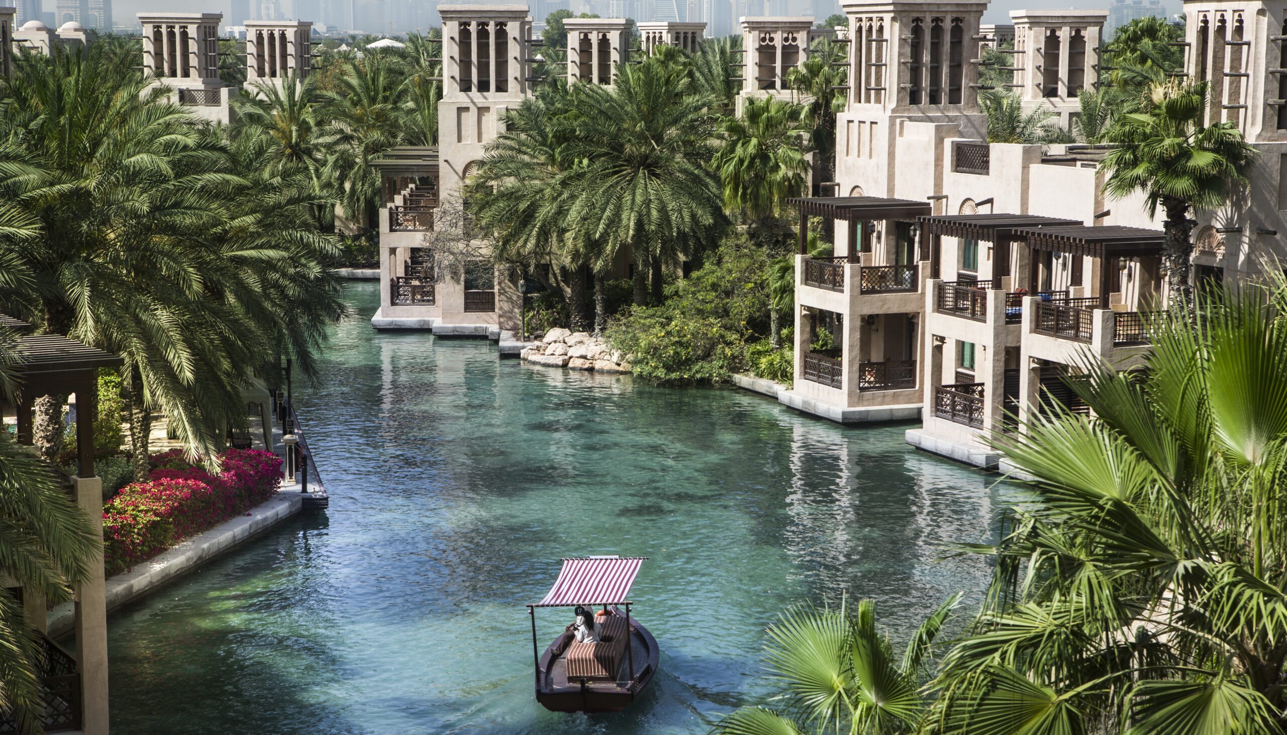 Jumeirah DNA - Jumeirah Al Qasr - Abra Waterways